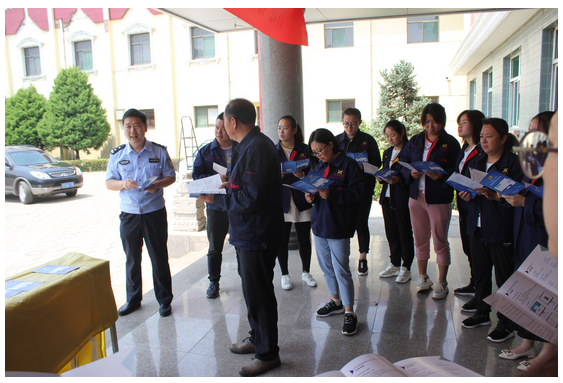 縣公安局到我司開展了“一網(wǎng)通一次辦，精準(zhǔn)服務(wù)企業(yè)平臺(tái)”的宣講活動(dòng)